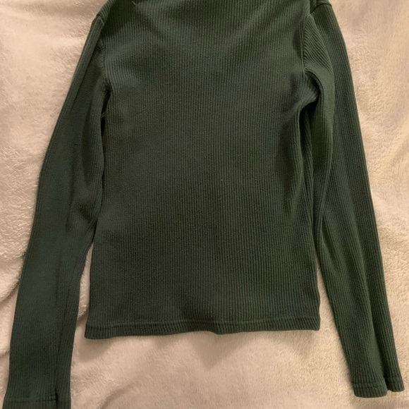 🔆Moving Sale 20% Off 🔆Green Ribbed Sweater - Picture 4 of 6